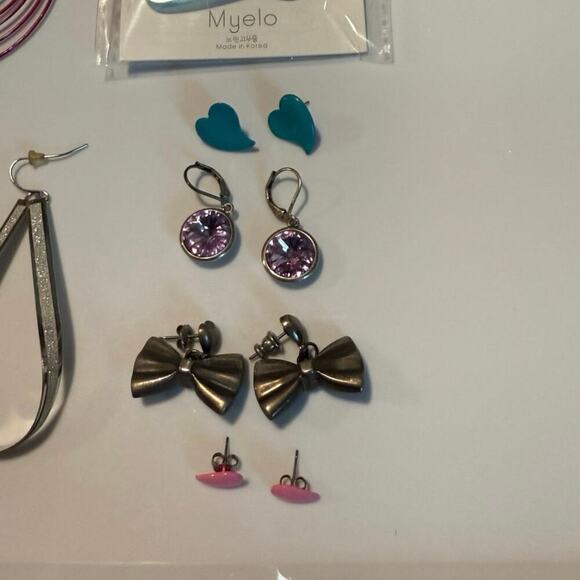 Lot of 8 Fun Costume Earrings Mixed Styles All Wearable - Picture 4 of 5